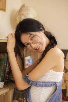《爆乳女教师 高清BD》