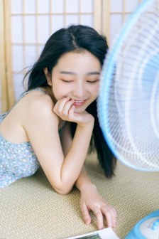 小东西是不是好几天没弄你了